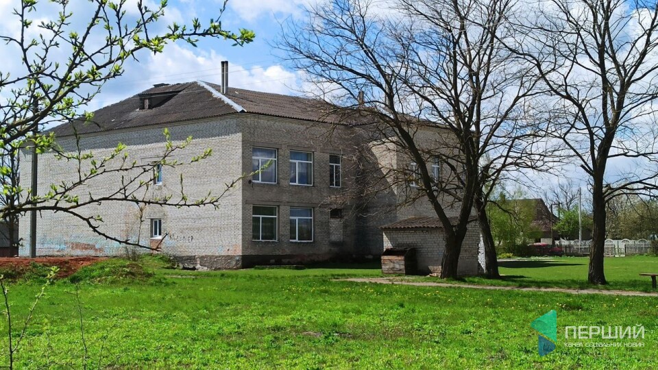 Діюча школа в Башликах, яку облаштували у приміщенні колишнього клубу