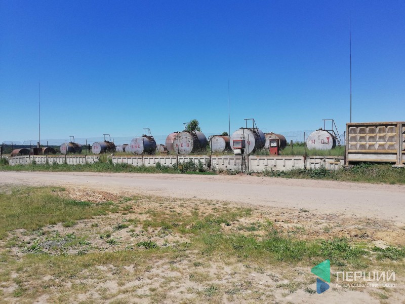 Державне підприємство «Дослідне господарство «Перемога» в селі Баківці