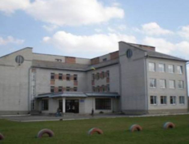 У Луцькраді хочуть, аби Княгининівська громада дала грошей на добудову школи №13