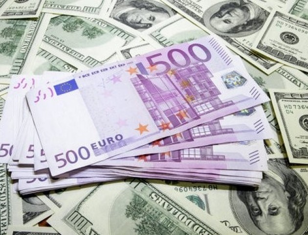 Курс валют на 30 січня: ціна долара та євро пішла вниз