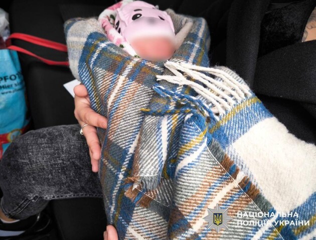 Батьки продали своє немовля за 10 тисяч доларів