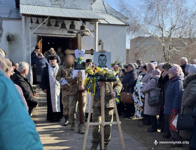 Волинь попрощалася із Героєм Володимиром Киричуком