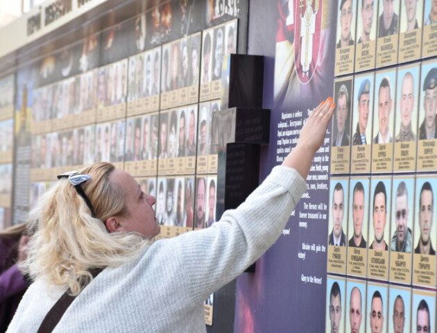 У Луцьку вшанували воїнів, які загинули під Волновахою 9 років тому. ФОТО