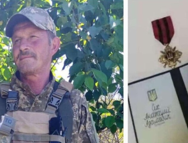Військовий з Волині отримав нагрудний знак головнокомандувача ЗСУ «Золотий Хрест»