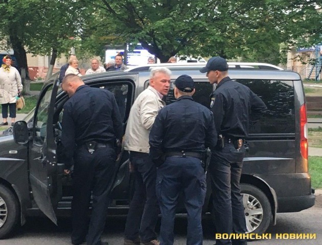 У Луцьку поліція затримала п'яного водія. ВІДЕО