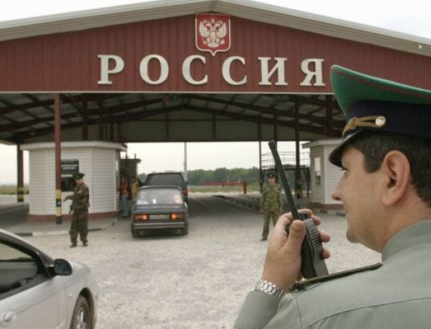 У Росії відреагували  на заборону в'їзду в Україну чоловікам-росіянам