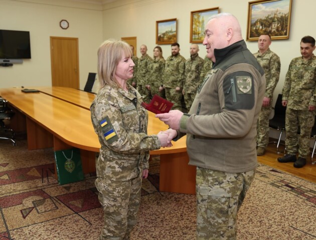 Луцьку прикордонницю, яка була в полоні росіян, нагородили орденом «За мужність»