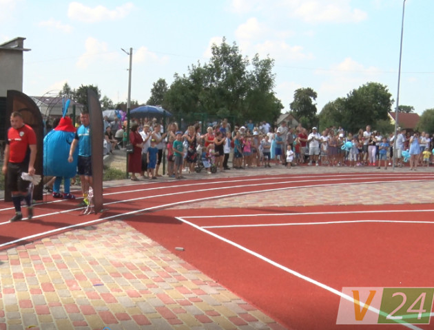 У селі під Луцьком відкрили новий спорткомплекс. ФОТО