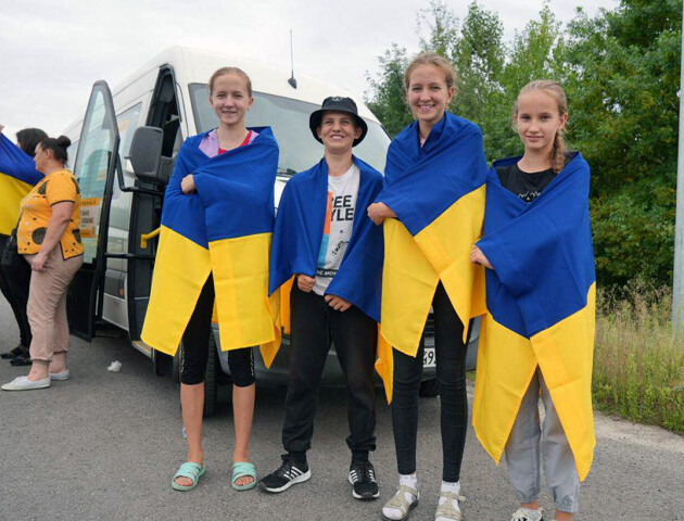 Україна повернула з росії групу депортованих дітей