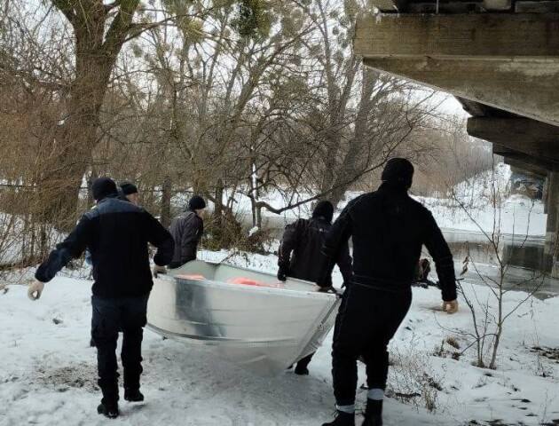 У річці Стир на Волині продовжують пошуки чоловіка, який зник ще 2 січня