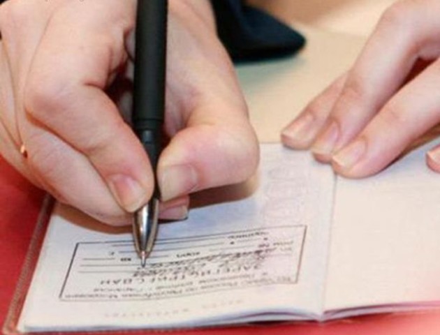 Прописка по-новому: в Україні зібралися змінити правила реєстрації громадян