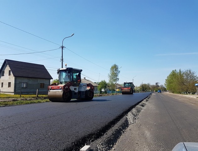 З'явилися фото ремонту дороги з Луцька до Ковеля
