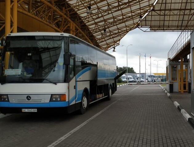 Заборона в'їзду: скількох іноземців не пустили в Україну волинські прикордонники. ВІДЕО