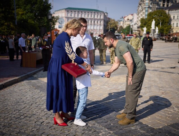 Президент вручив «Золоту Зірку» Героя України родині полеглого волинянина
