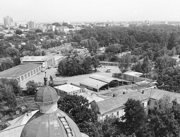 Показали фото Старого ринку Луцька за 1988 рік. ФОТО