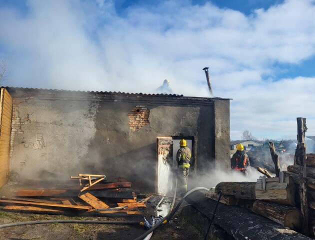 Волинські рятувальники за минулу добу ліквідували три пожежі