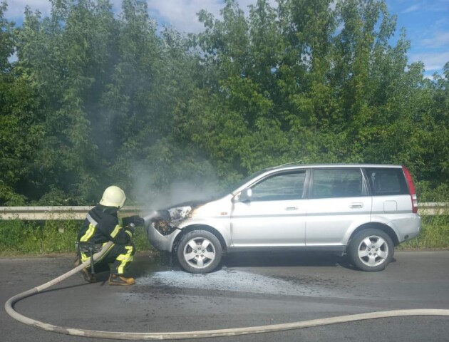 На Волині горів легковий автомобіль