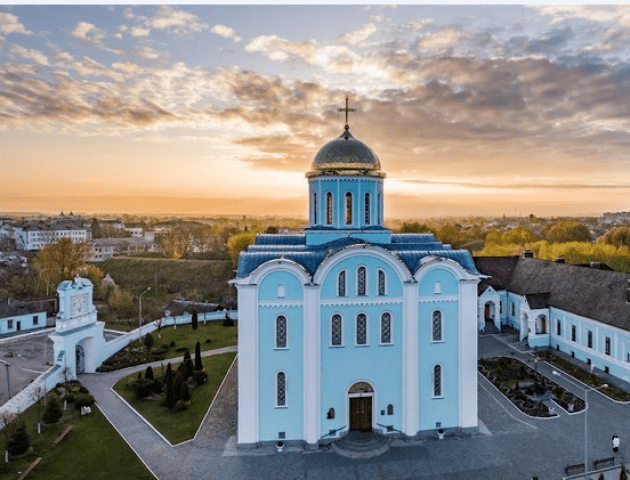 На Волині у московського патріархату хочуть забрати Свято-Успенський собор