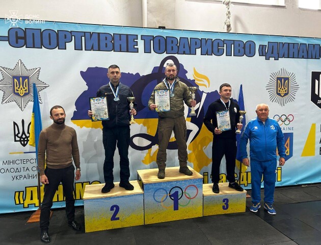 Волинські рятувальники були на змаганнях із поліатлону