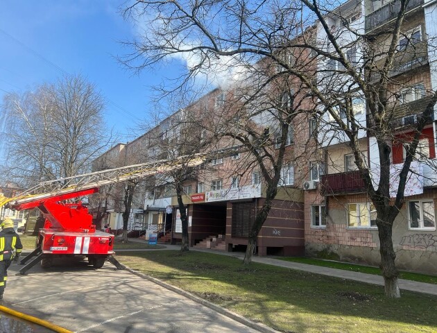 Пожежа у Ковелі: чоловік ледь не згорів у власній квартирі