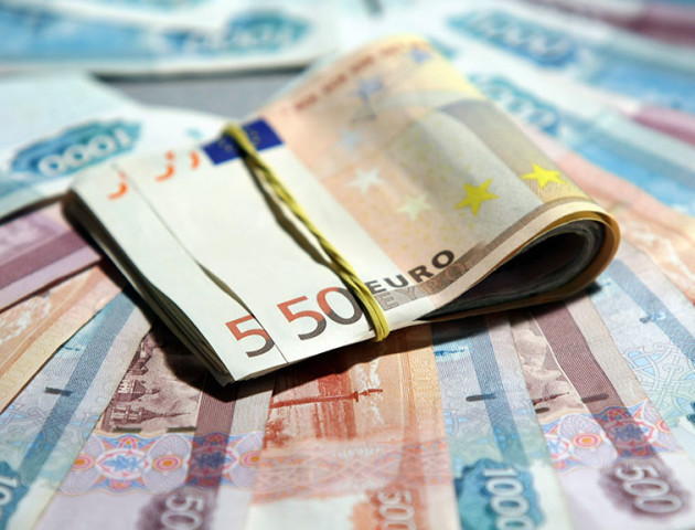 Курс валют на 12 листопада: євро суттєво здешевіло