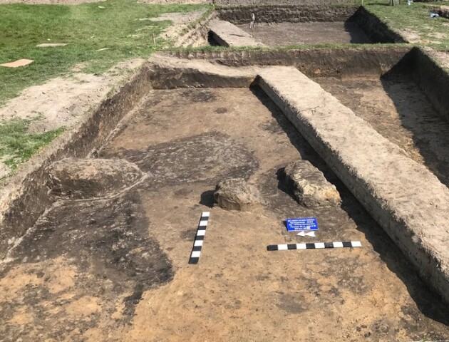 На Волині під час розкопок археологи знайшли позолочений хрест-енколпіон