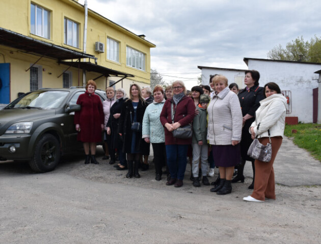У Луцьку працівники комунального підприємства за день зібрали гроші на авто для бійців 100-ї бригади