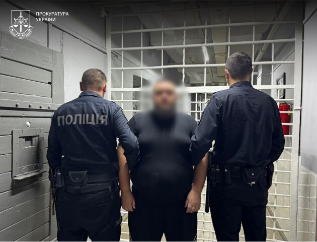 На Волині військовий допомагав чоловікам виїхати з України