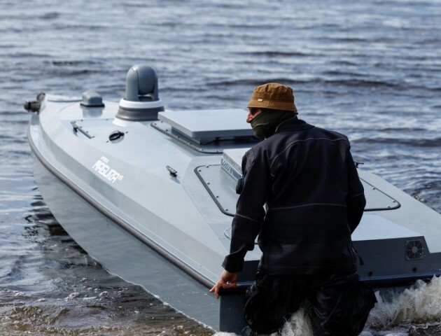 Історичний удар. Воїни ГУР знищили російський Мі-8 морським дроном