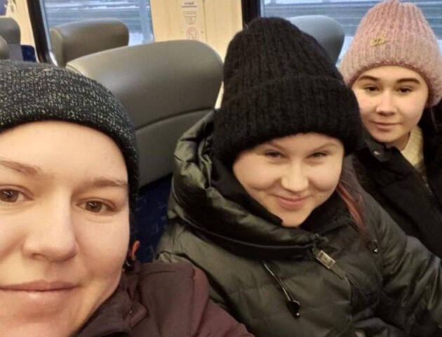 Неповнолітніх дівчат, яких депортували в росію, повернули до сестри на Волинь