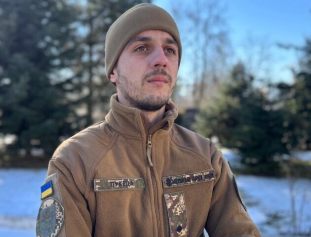 «Снаряд влучив там, де я щойно сидів», – молодий український командир