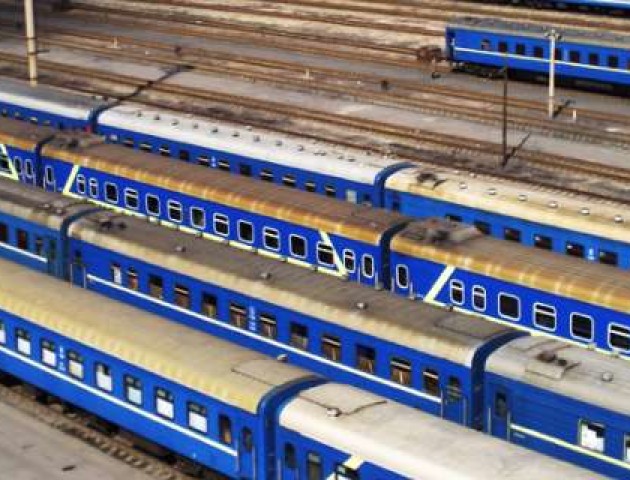 ПриватБанк пропонує волинянам квитки на додаткові травневі потяги