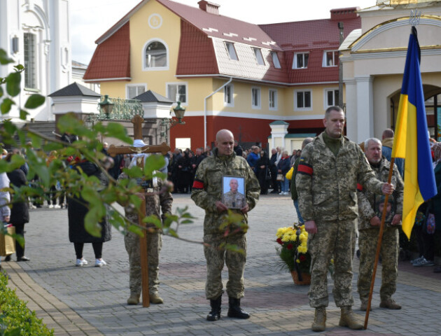 У Луцьку попрощалися одразу з двома захисниками України