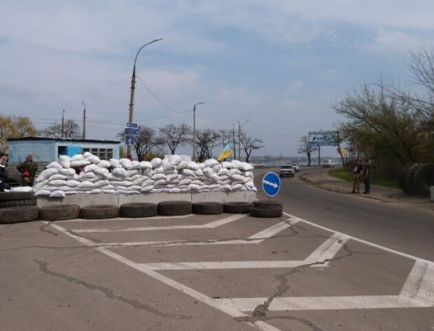 У Луцьку демонтують недіючі блокпости