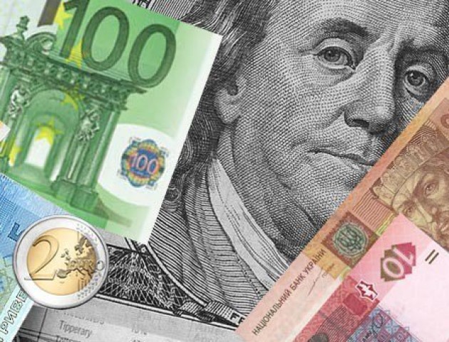 Курс валют на 26 квітня: долар зріс суттєво, євро – не дуже