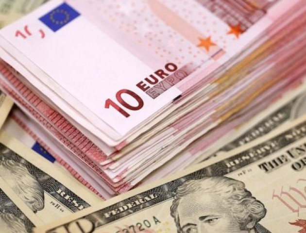 Курс валют у пунктах обміну Луцька на 21 грудня