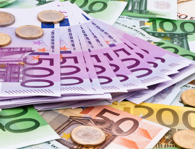 На «Ягодині» вилучили велику суму валюти, яку незаконно везли в Польщу