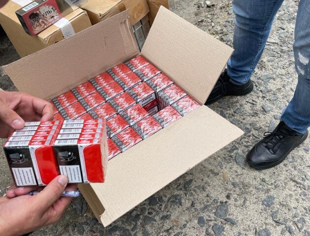 У волинянина вилучили 100 тисяч пачок цигарок та алкоголь. ФОТО