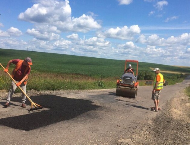 У громаді на Волині ремонтують 8 кілометрів дороги