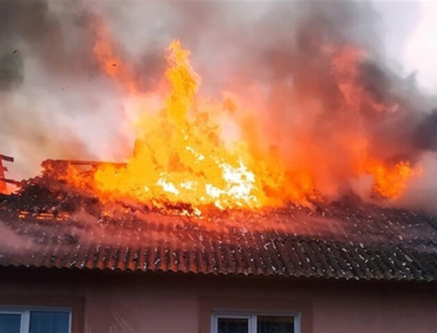 Через необережне поводження з вогнем на Волині горіло дві будівлі