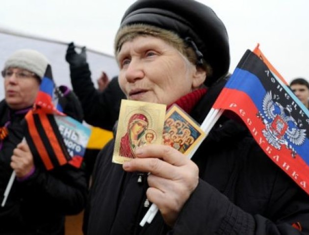 «Їдьте в Україну»: бойовики «ДНР» не хочуть платити пенсії своїм працівникам