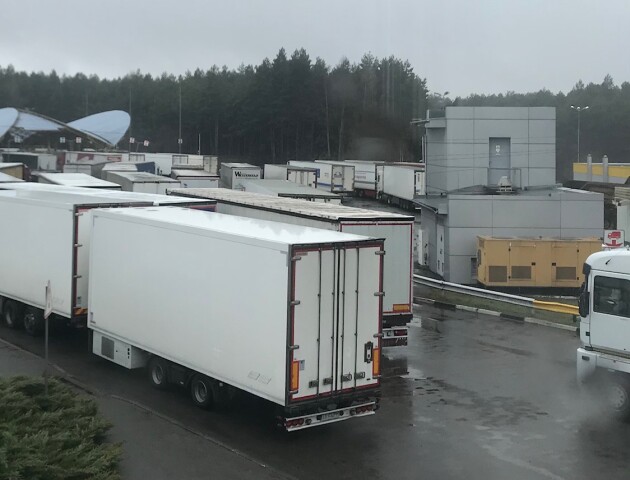 У «Ягодині» – скупчення вантажівок через протест польських агропідприємств
