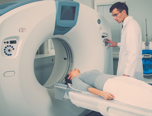 Чому небезпечно самому собі призначати комп'ютерну томографію? Пояснення луцької лікарки