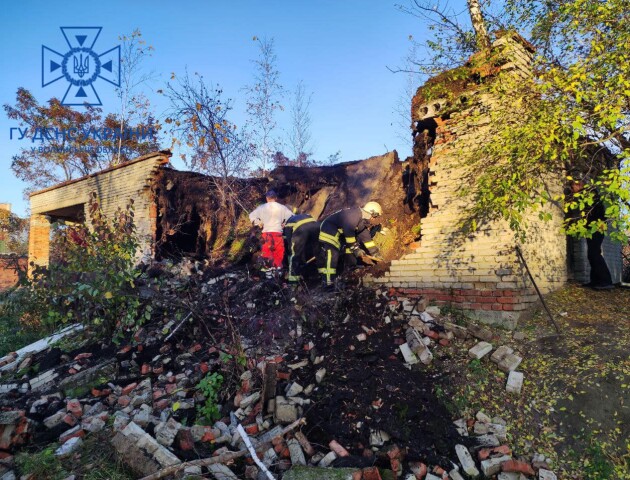 Один з хлопців палкою стукав по стіні: деталі трагедії в Любомлі