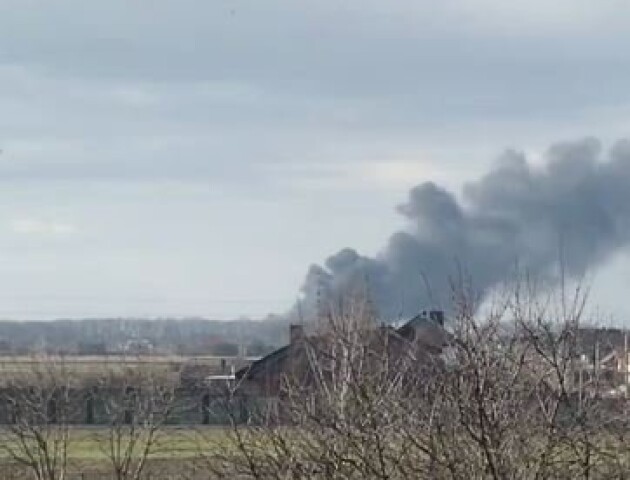 У Луцьку сталася пожежа на території колишнього асфальтного заводу. Що горіло