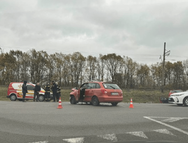 У селі під Луцьком зіткнулися два авто