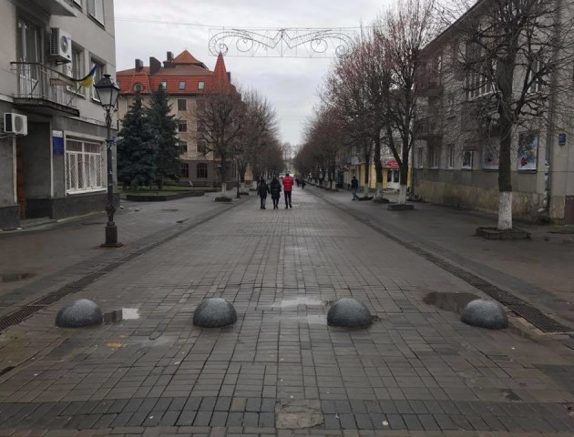 Вулиця Лесі Українки знову повністю пішохідна