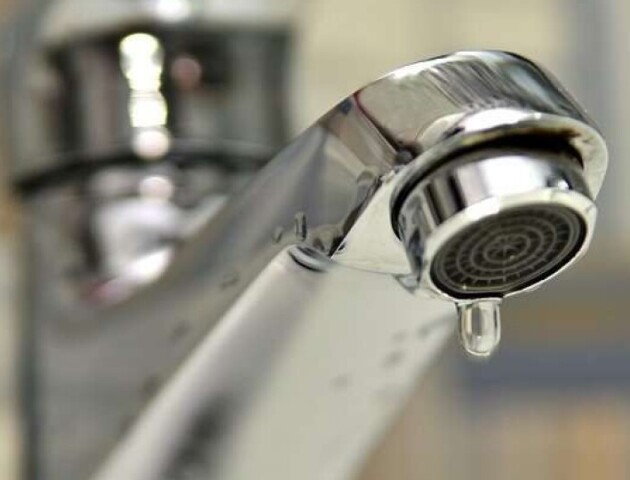 У Луцьку «покарають» працівників водоканалу, які не попередили про відключення води