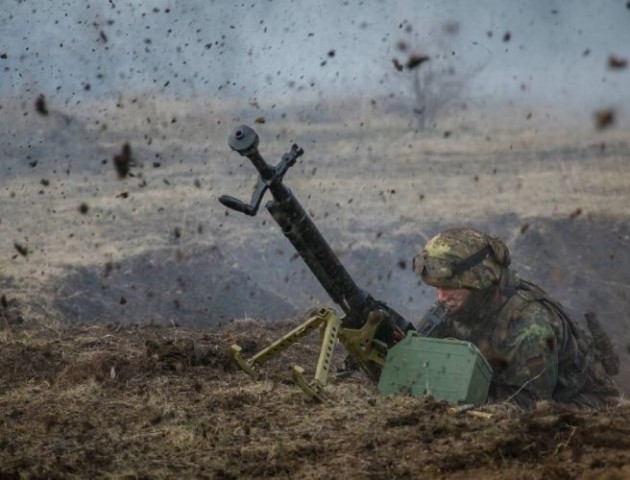 Бойовики знову обстріляли позиції ЗСУ з забороненого озброєння