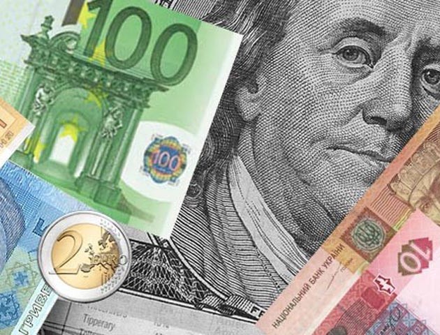 Курс валют на 12 червня: долар несуттєво впав, а євро зросло